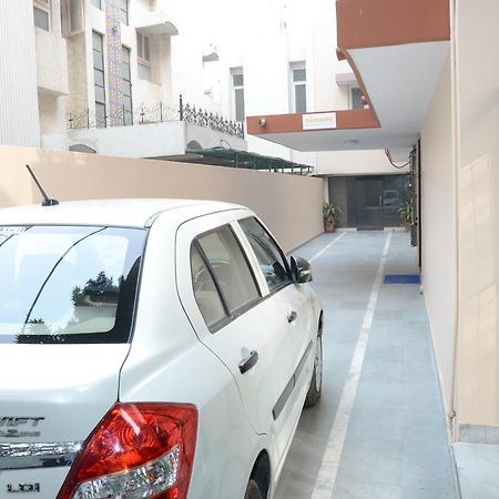 Namaste Apartments Nueva Delhi Exterior foto