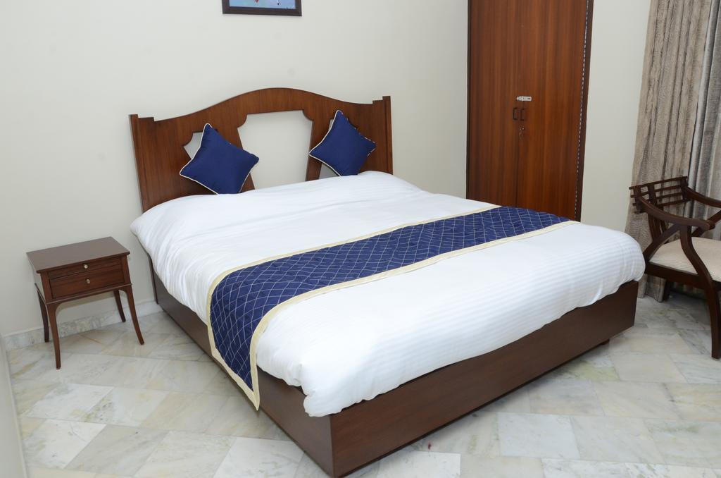 Namaste Apartments Nueva Delhi Habitación foto